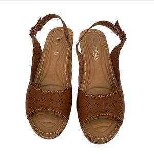 NWOT Patrizia Sandals